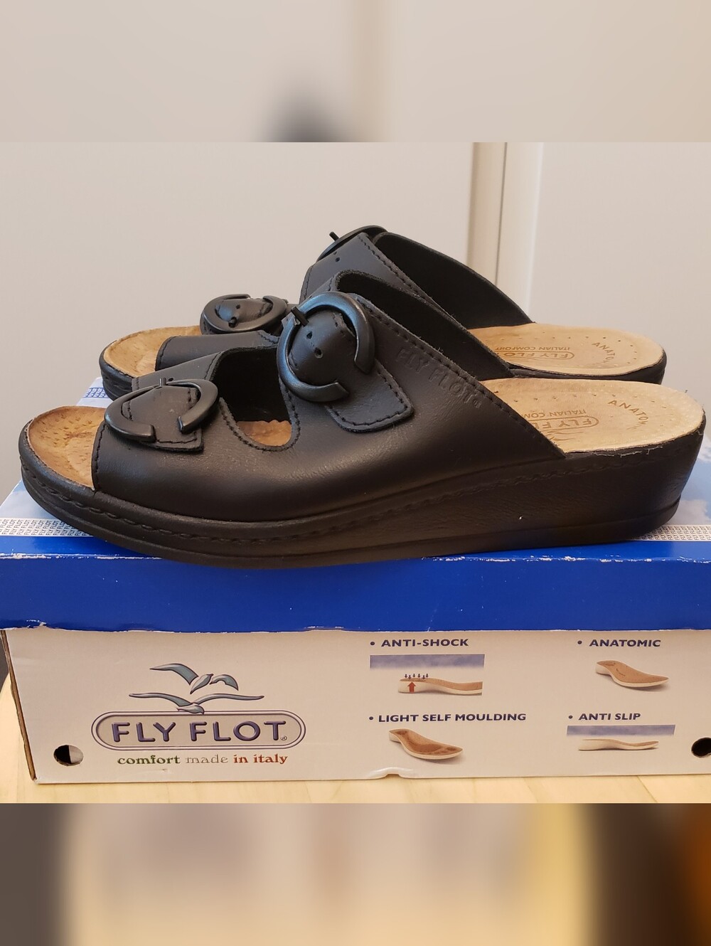 Made In Italy Fly Flot Black Buckle Slide Sandals